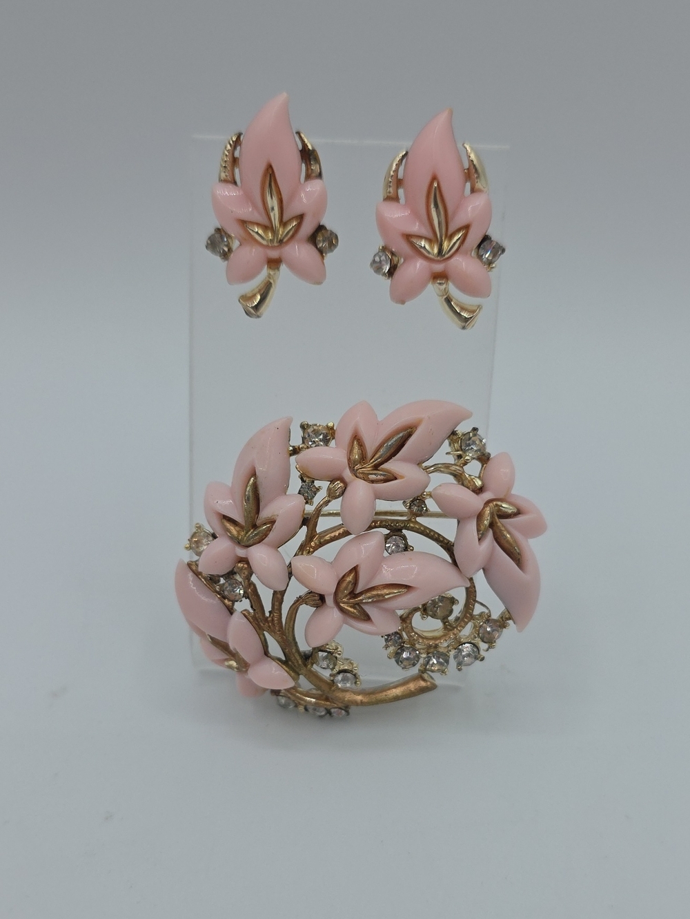 Signed STAR Brooch Pin And Earrings Rhinestone Fluted Pink Flower Gold Tone